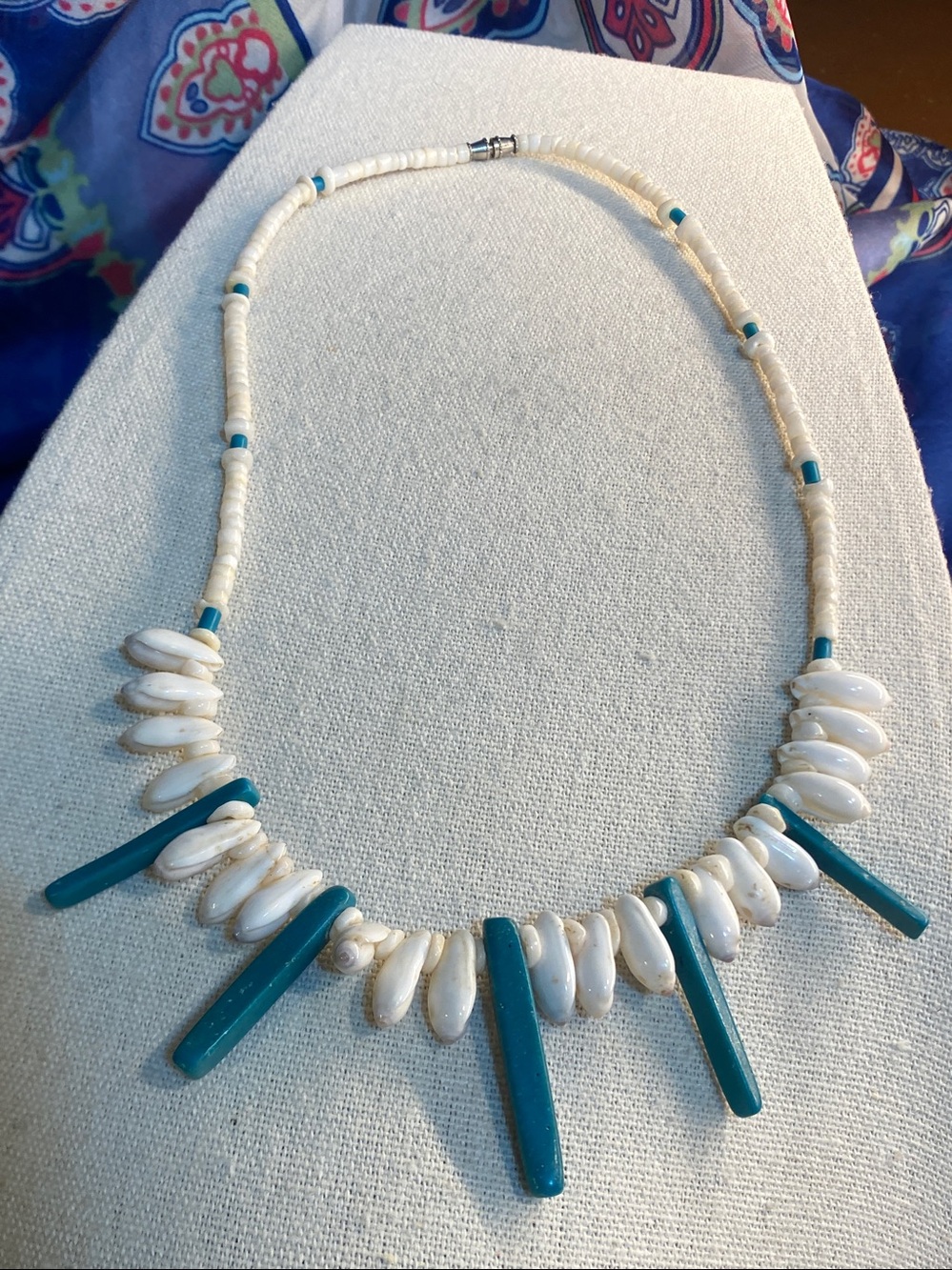Vintage Shell & Turquoise Beaded Statement Necklace 16” Boho Coastal